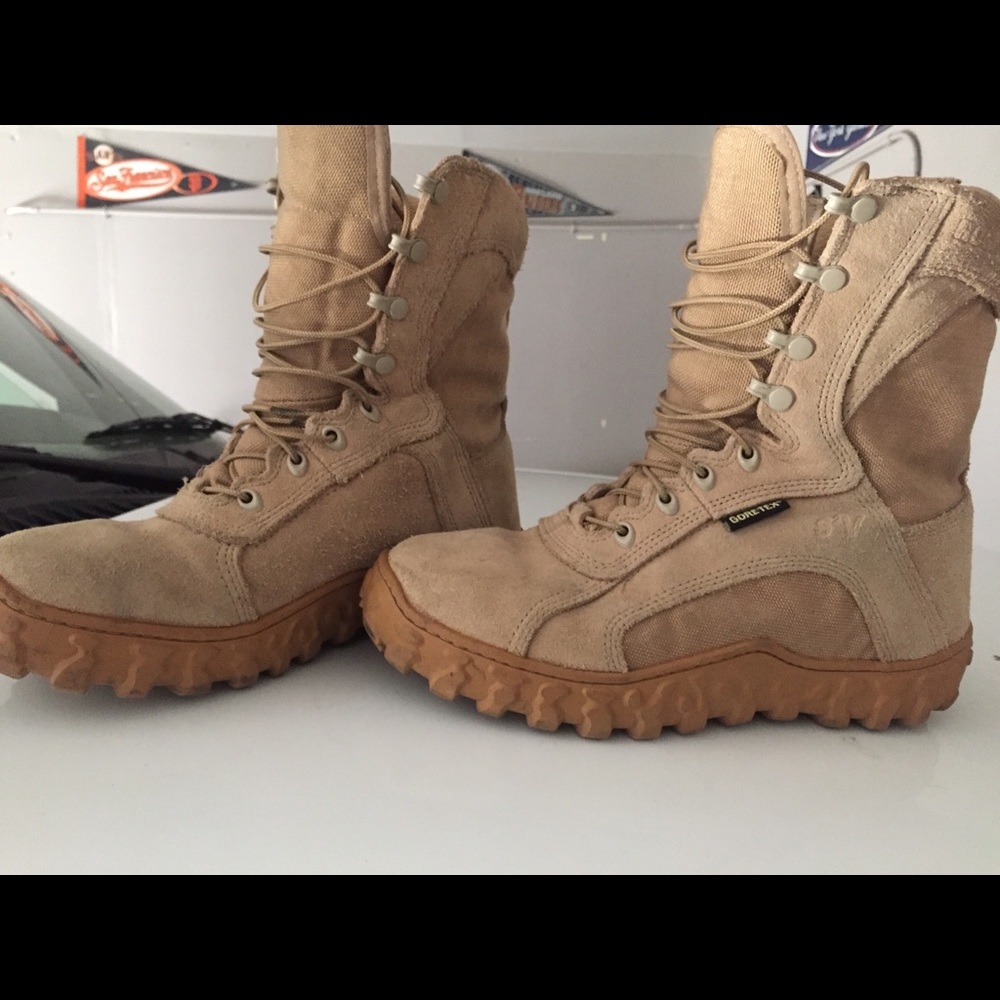 Men’s Gore Tex boots